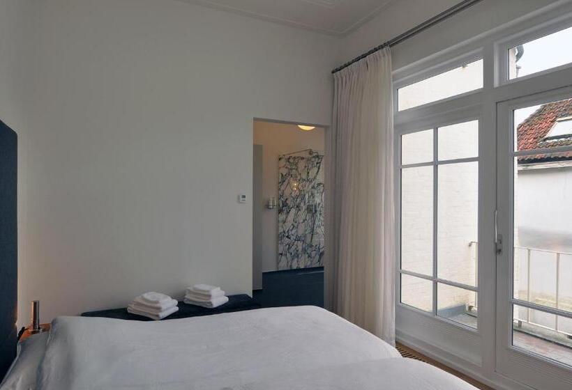 Номер Стандарт Вид на Сад, Boetiek Hotel Kampen