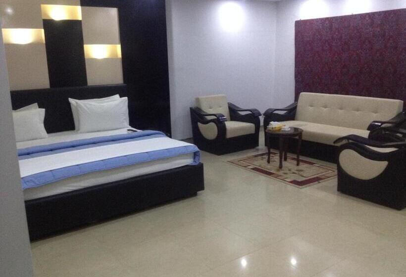 اتاق کلاسیک سه تخته, Fire Mounts Hotel And Resturant