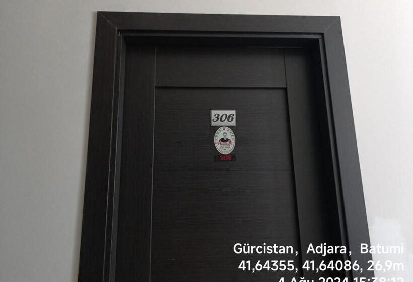 اتاق استاندارد چهار تخته, Allaturqa Hotel Hostel