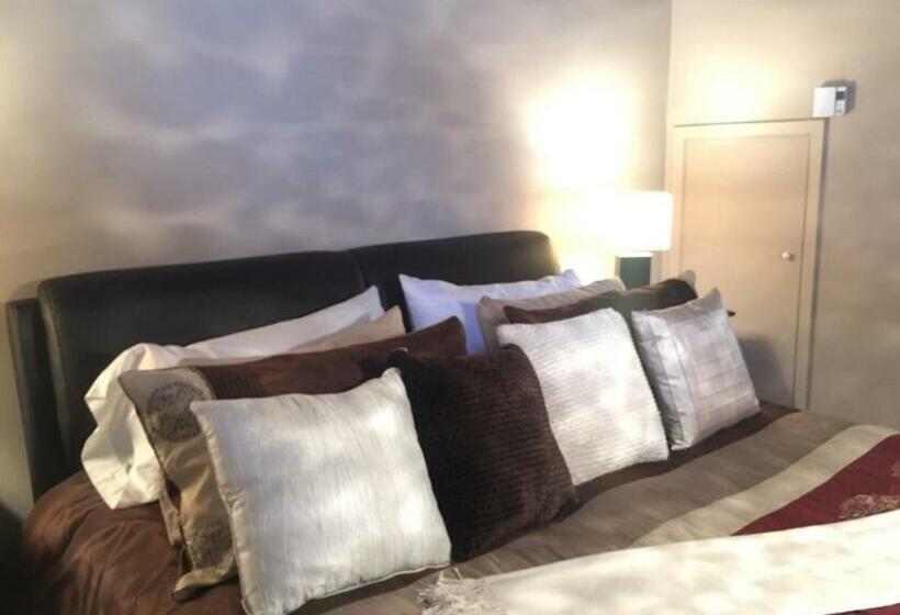 스위트 킹사이즈 침대, Gîte Chez Baza