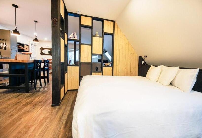 استودیوی استاندارد, Auberge Sous Les Arbres