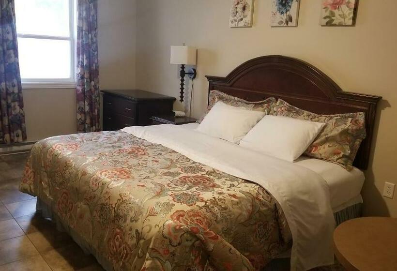 キングサイズベッドのスタンダードルーム, Rothesay Motel