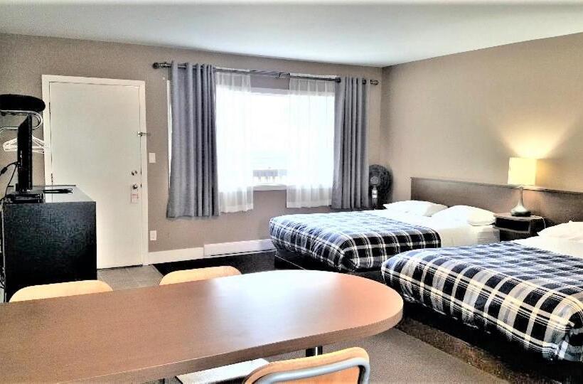 带特大床的标准间, Ukee Peninsula Motel