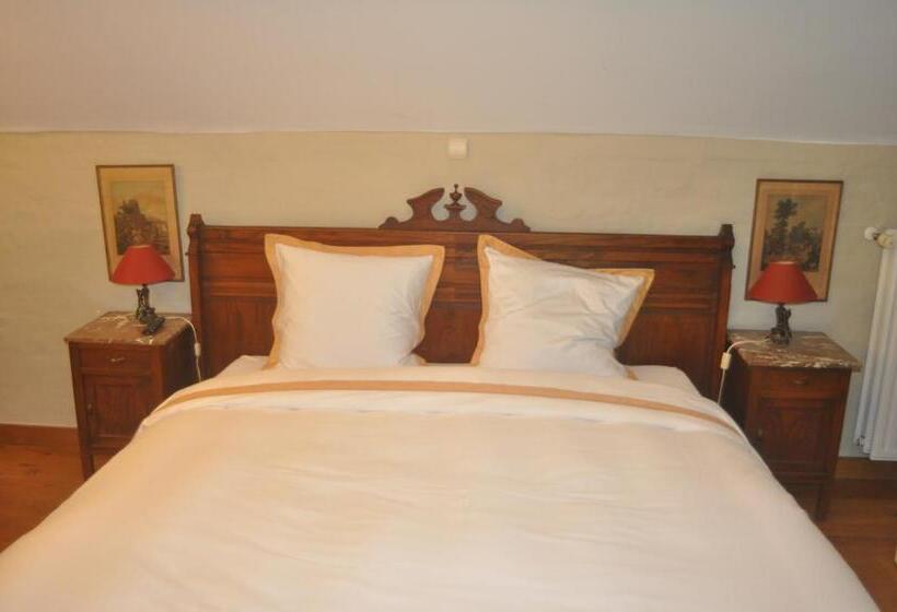 اتاق لوکس, B&b Kasteelhoeve De Tornaco