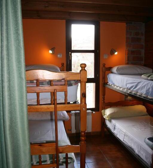 Кровать в Общей Комнате, Albergue Peña Castil