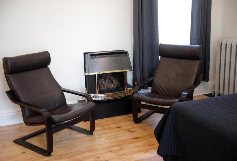 Люкс Кровать Кинг, Colborne Bed And Breakfast
