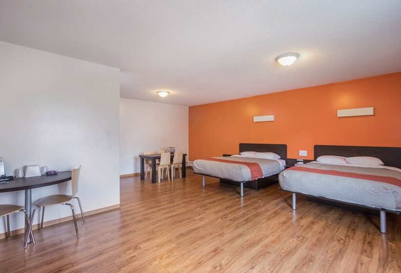 ２ダブルベッドのスタンダードルーム, Motel Bo Camrose, Ab