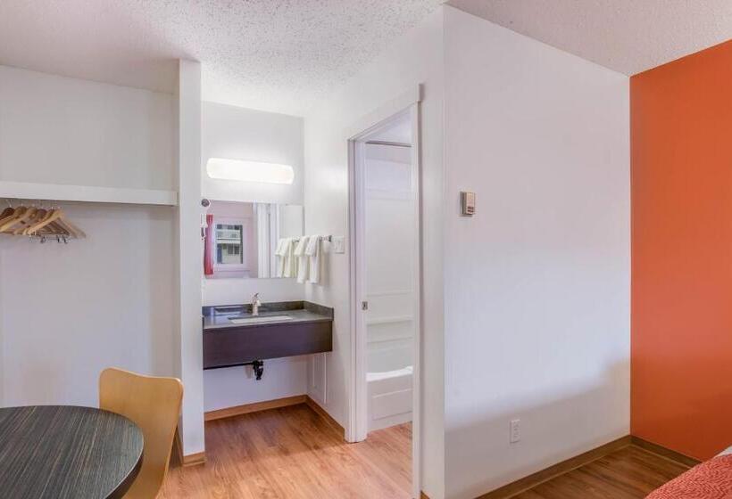 ２ダブルベッドのスタンダードルーム, Motel Bo Camrose, Ab