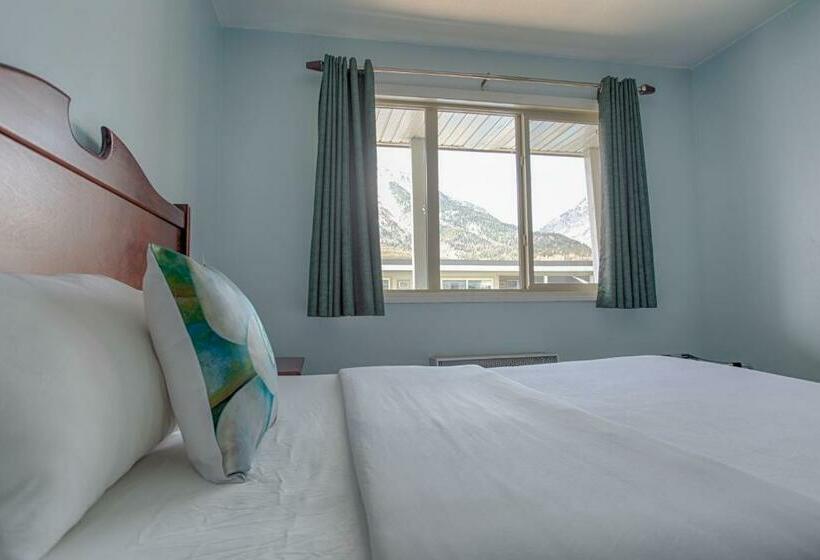 Номер Стандарт 2 Двуспальные Кровати, Powder Mountain Lodge