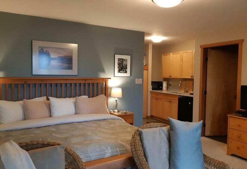 带大床的套房, Reef Point Oceanfront Bed And Breakfast