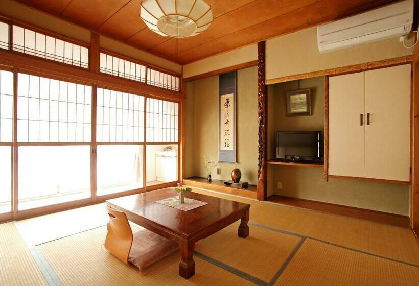Номер Стандарт, Tsukasaya Ryokan