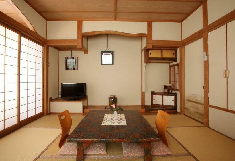 Номер Стандарт, Tsukasaya Ryokan