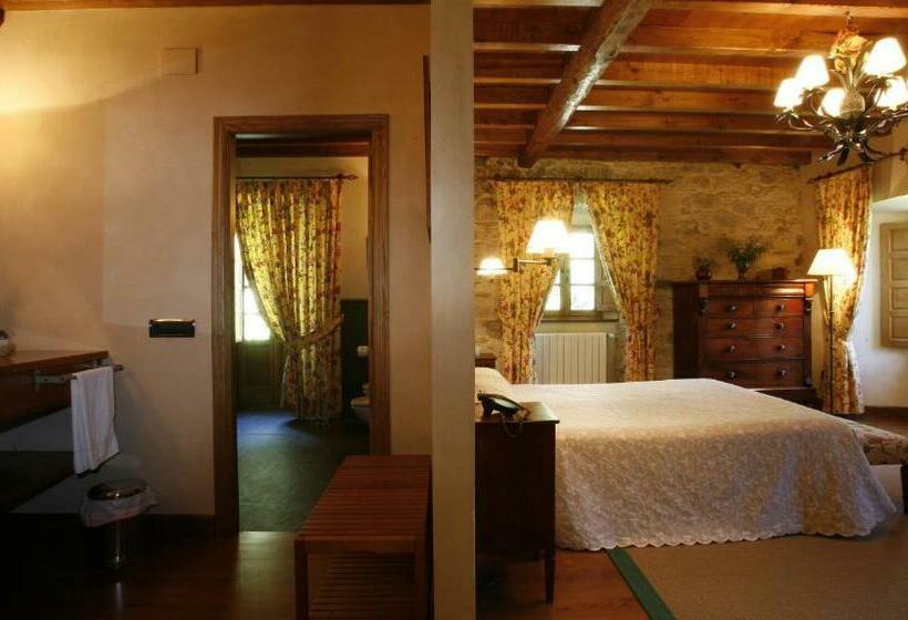 Номер Стандарт, Rural Palacio De Prelo