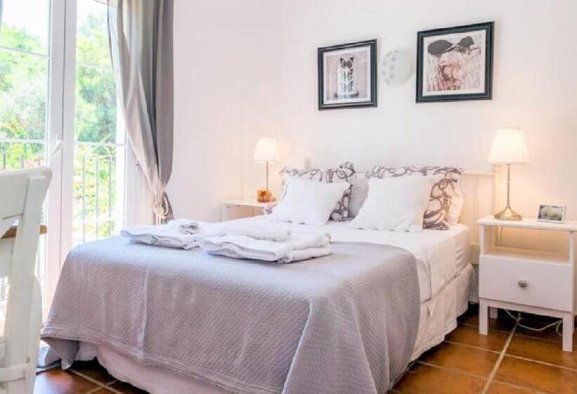 Номер Стандарт Индивидуальный с Балконом, At Home In Malaga Stay & Solo Travellers