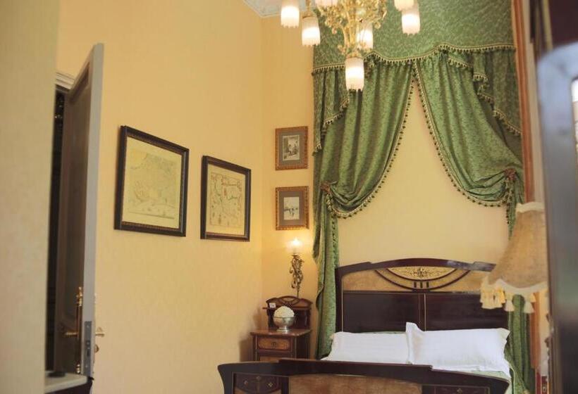 Номер Стандарт с Террасой, Sitges Royal Rooms