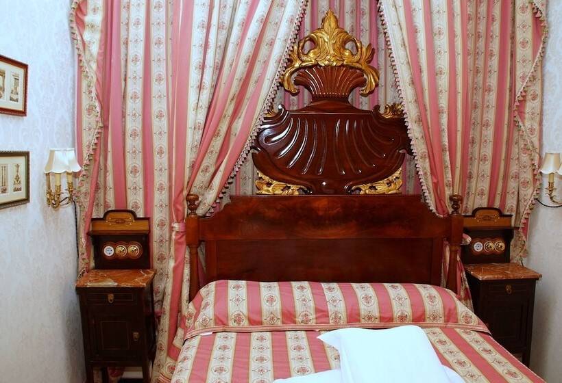 اتاق استاندارد, Sitges Royal Rooms