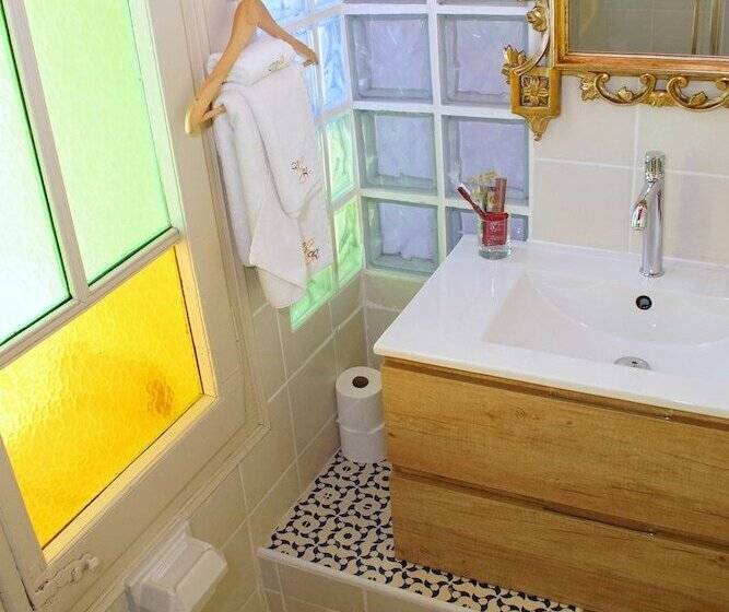 اتاق استاندارد یک نفره, Sitges Royal Rooms