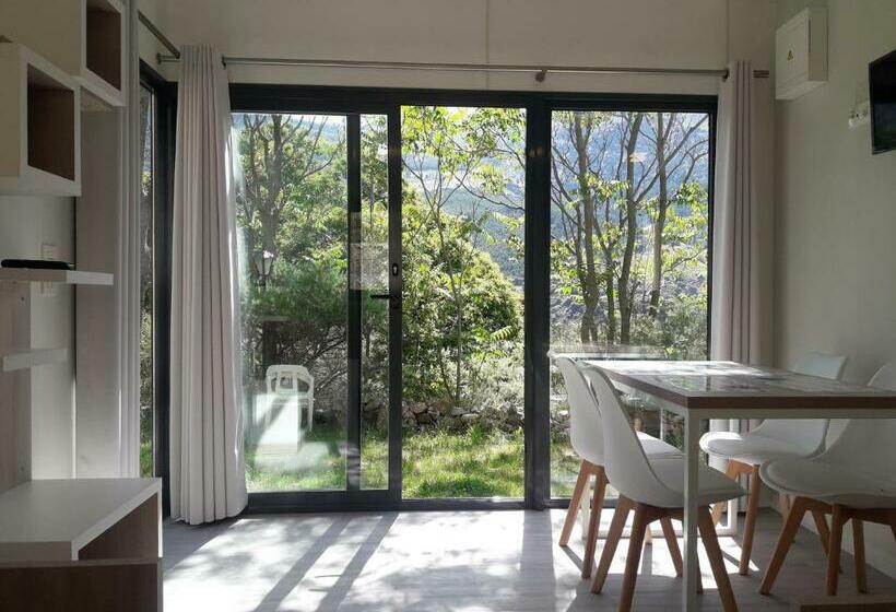디럭스 방갈로, Bungalow Camping Trevélez