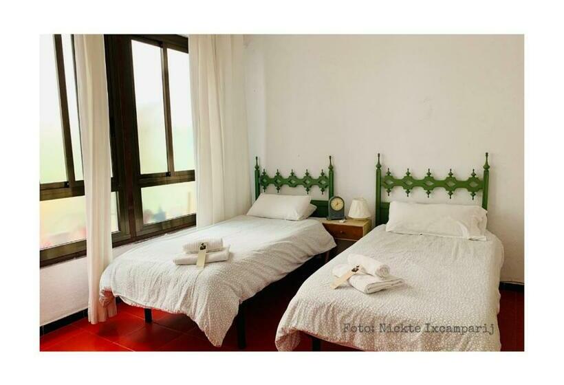 اتاق استاندارد با سرویس بهداشتی مشترک, B&b Una Habitación Propia