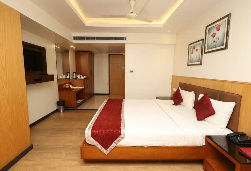 Номер Deluxe, Akash Inn