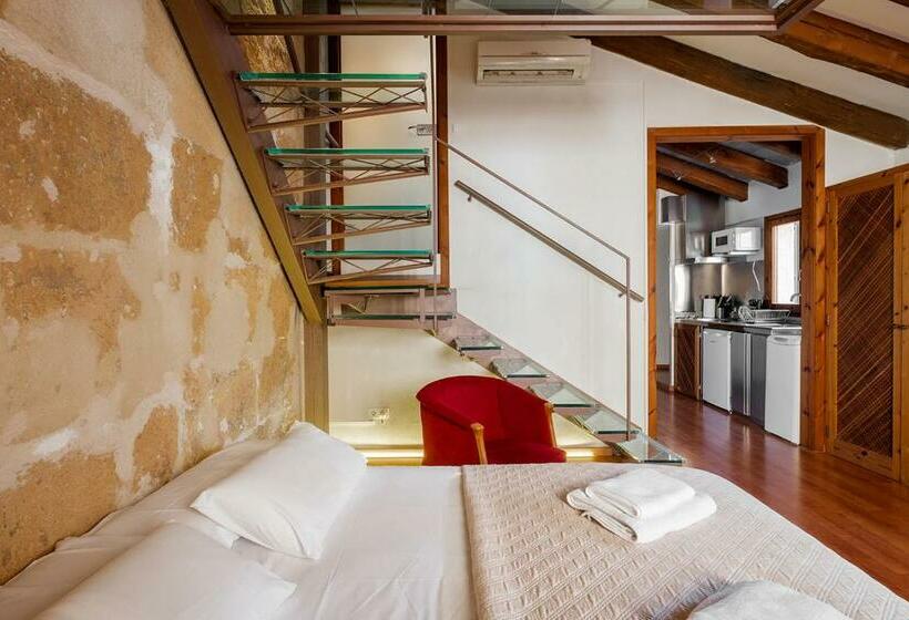 스탠다드 스튜디오, Ramón Llull House