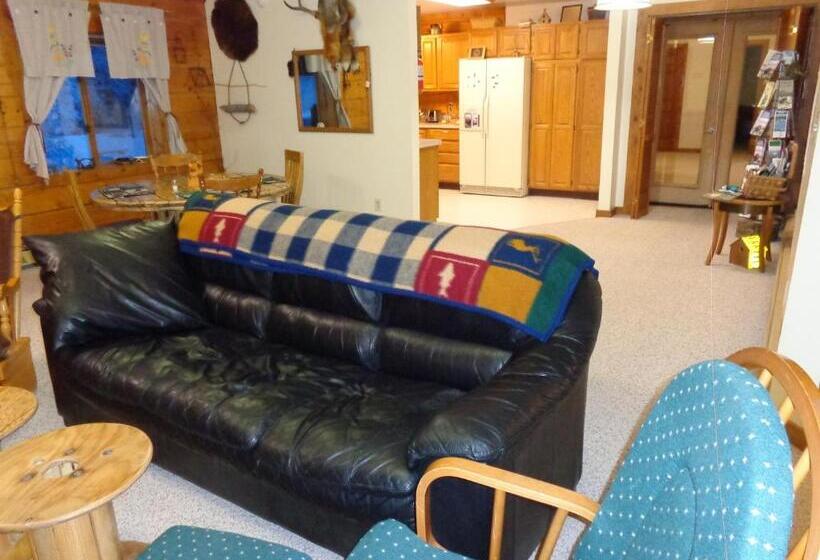 غرفة قياسية سرير كينج, Antler's Rest Bed And Breakfast