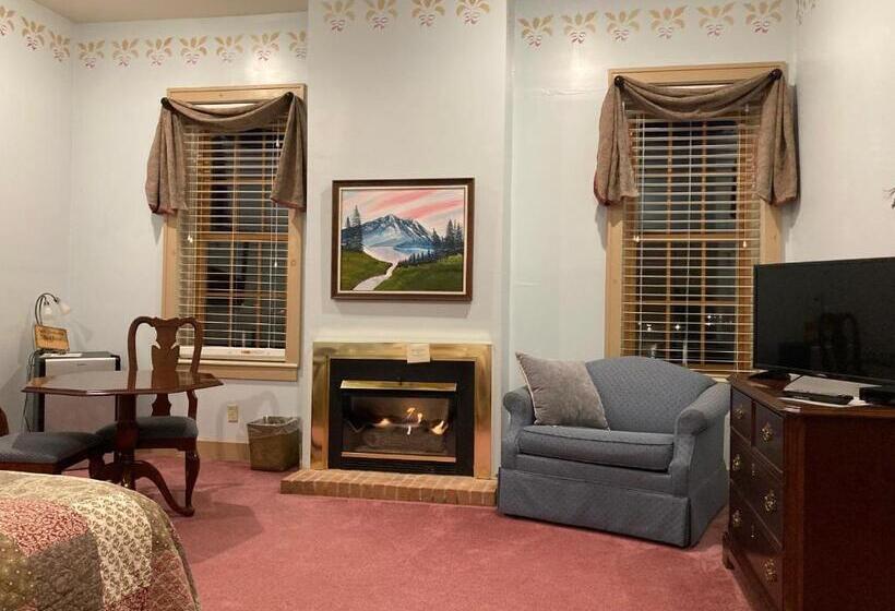 Люкс Повышенной Комфортности, Oak Valley Inn And Suites
