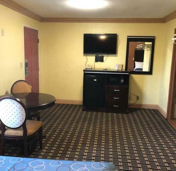 Номер Стандарт, Glendora Motel