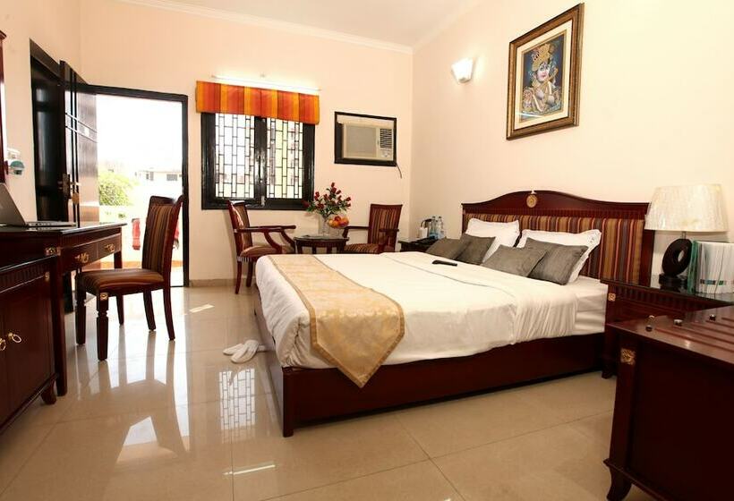Номер Superior Адаптированный для Инвалидов, Kridha Residency   Opposite Prem Mandir Vrindavan