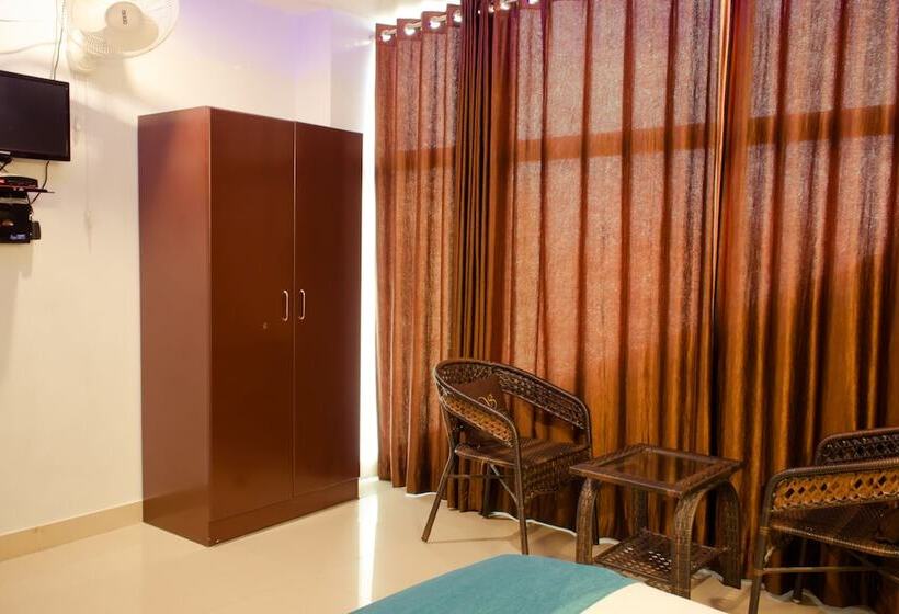 غرفة ديلوكس, The Signature Inn