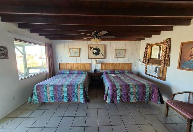 Номер Стандарт, Sagebrush Inn