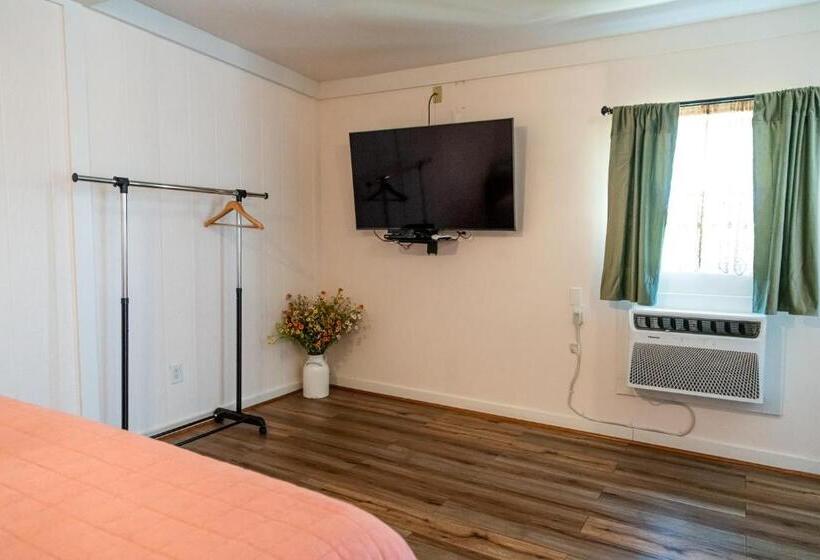 Люкс Кровать Кинг, Sagebrush Inn