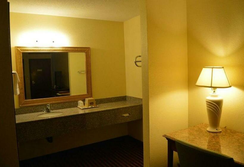 Стандартный Номер Кровать Кинг, Scottish Inn & Suites   Eau Claire