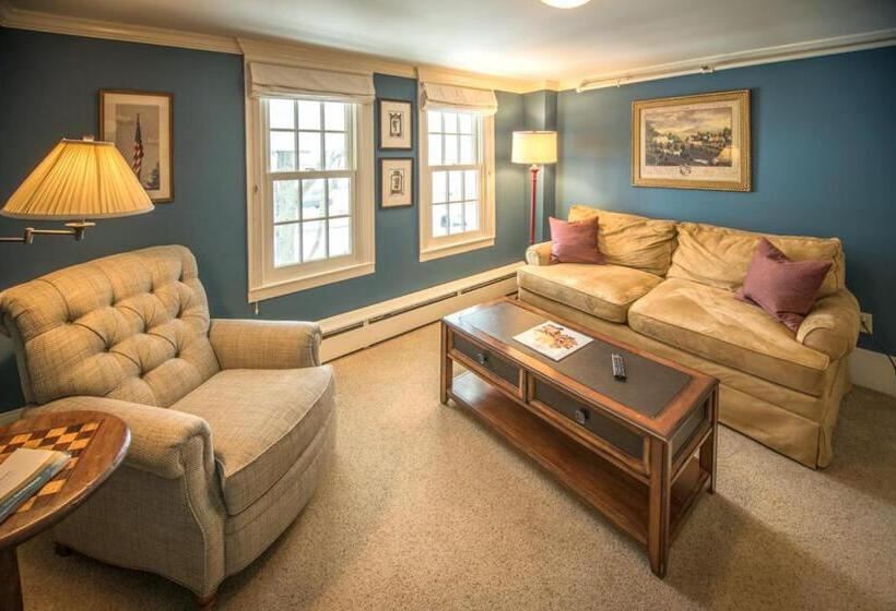 스위트, The Dorset Inn