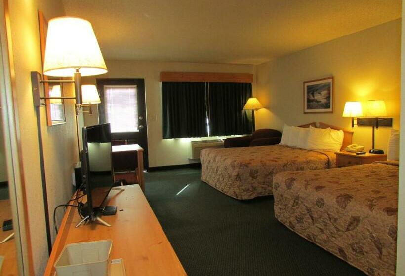 Номер Стандарт 2 Двуспальные Кровати, Shell Lake Lodge, A Travelodge By Wyndham
