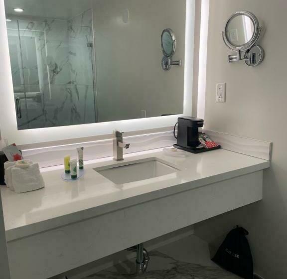스탠다드 룸, Hi View Inn & Suites