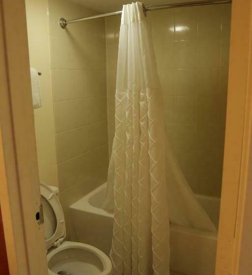 带大床的标准间, Budget Inn   Washington