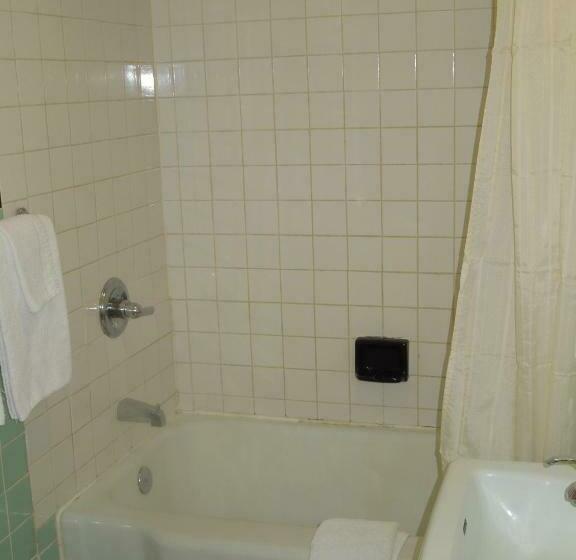 Стандартный Номер Кровать Кинг, Red Lion Motel Southampton
