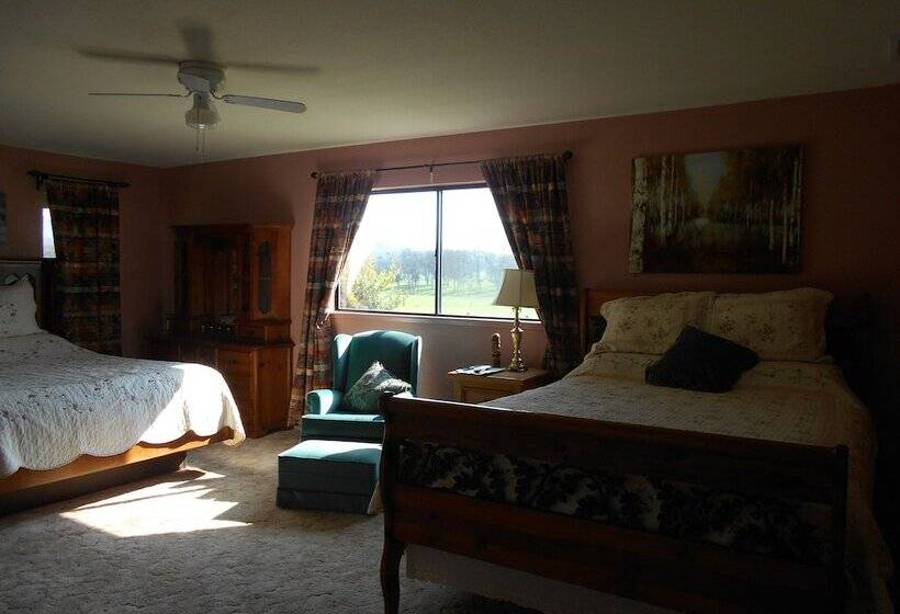 패밀리 룸, The Branded Calf Bed & Breakfast