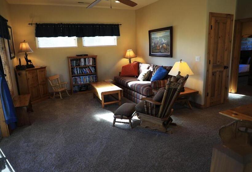 Дом 4 Спальни, Zion Ponderosa Ranch Resort