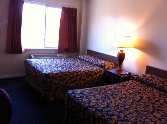 Номер Стандарт 2 Двуспальные Кровати, Ashford Motel