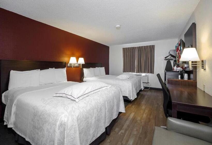 Номер Стандарт Адаптированный для Инвалидов, Red Roof Inn Plus+ & Suites Malone