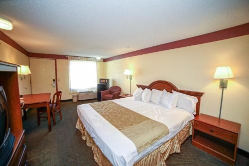 스탠다드 룸 킹사이즈 침대, River Side Inn