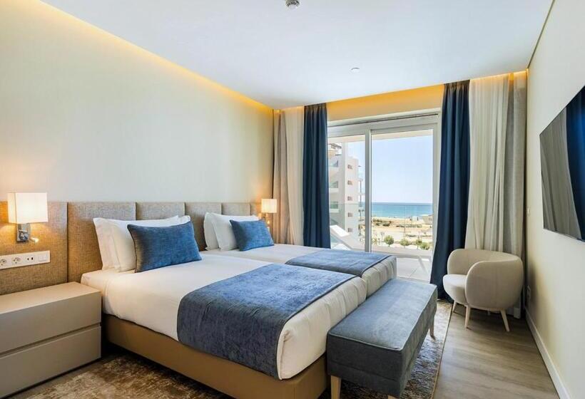 Апартаменты 2 Спальни с Балконом, Dom Pedro Residences