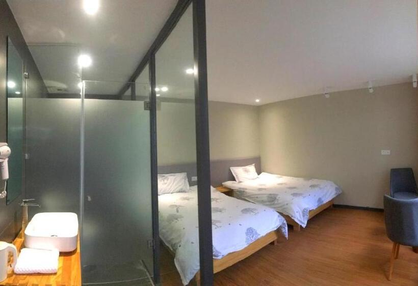 스탠다드 룸 더블 침대 2개, Fengma Feiyang Hostel