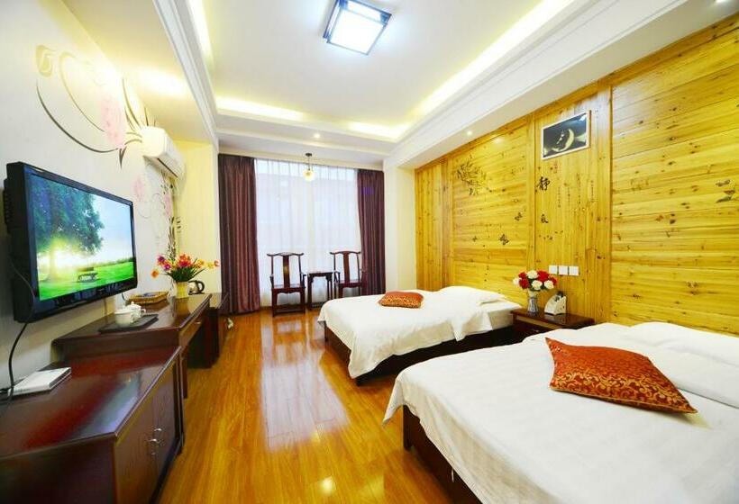 Номер Deluxe, Emeishan Moon Bay