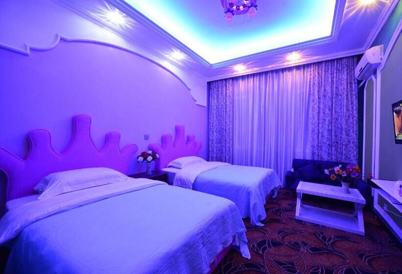 Номер Стандарт, Emeishan Moon Bay