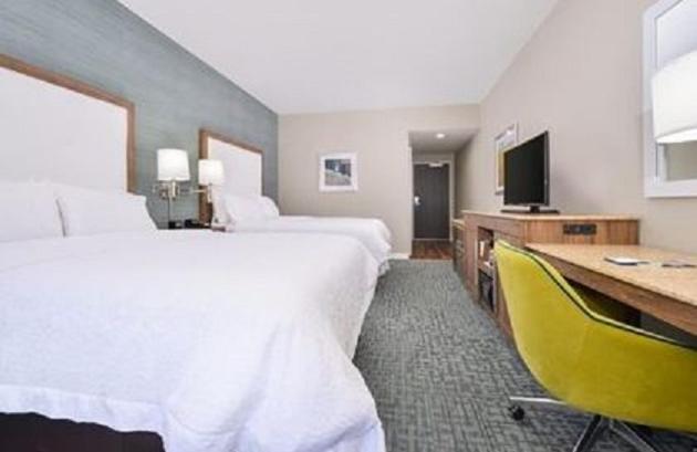 Люкс Адаптированный для Инвалидов, Hampton Inn Emporia