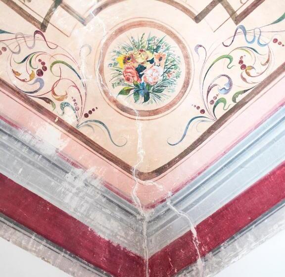 套房, Palazzo Melfi