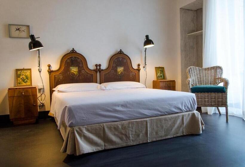 套房, Palazzo Melfi